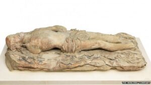 The Statue of the Dead Christ was discovered in 1954 (c) The Mercers Company