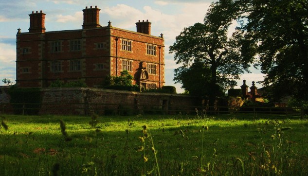 Midlands Today Report – “Tiny Castle Found”
