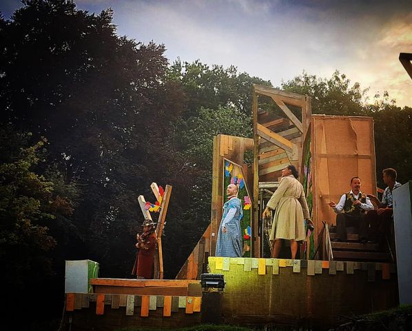 Dukes Theatre Staging of AS YOU LIKE IT at Woodhill Park Estate