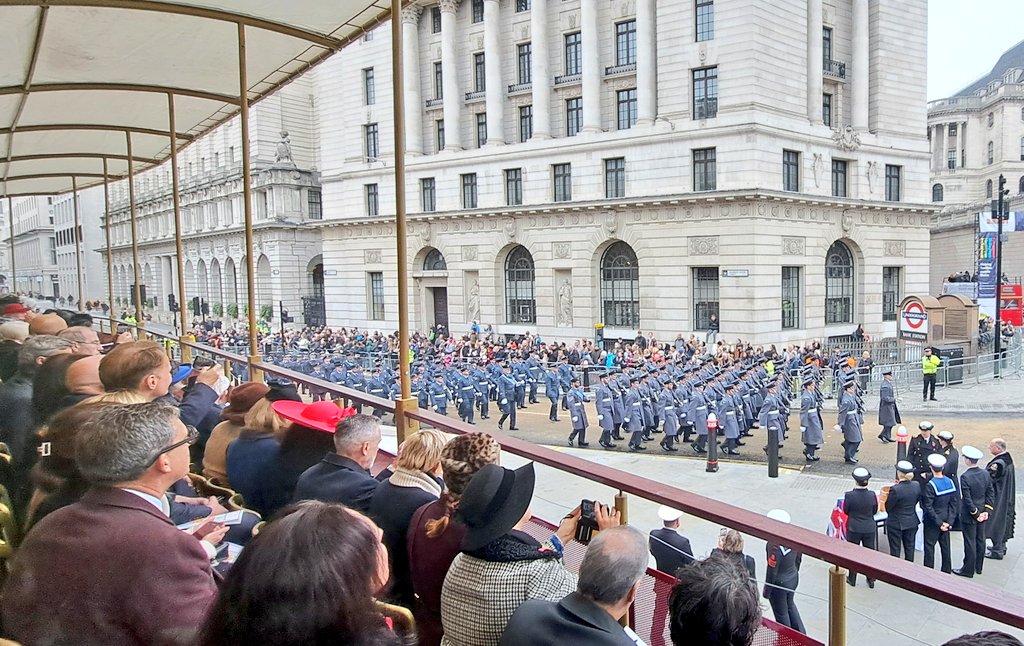 The view of the parade from Mansion House