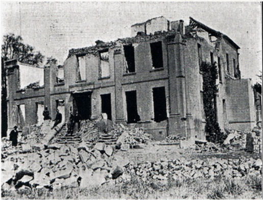 An image depicting the former estate of Lindley Hall located in the Nuneaton Area being demolished on 22 May 1925.