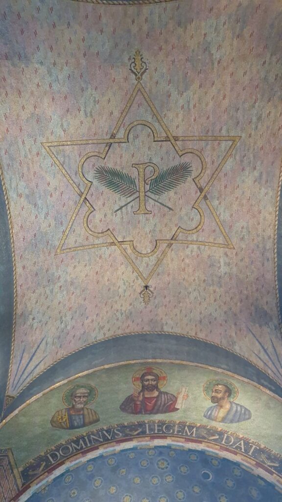 Chapel of St Paul in Westminster Cathedral.