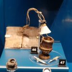 The recovered inkwell mirrors the one featured in Holbein’s portrait of a young merchant, drawing us directly into the world of individuals like Sir Rowland and the vibrant, literate culture that defined his age.