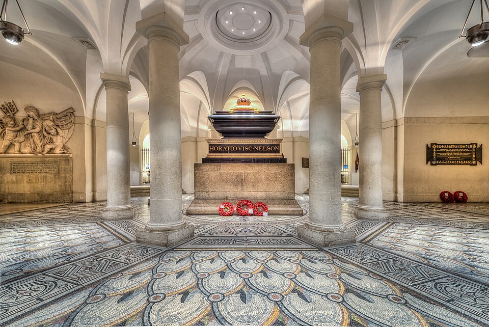 The Sarcophagus of Horatio Nelson in the understory of St Paul's Cathedral (Photo: Wilfredor, CC BY-SA 2.0).