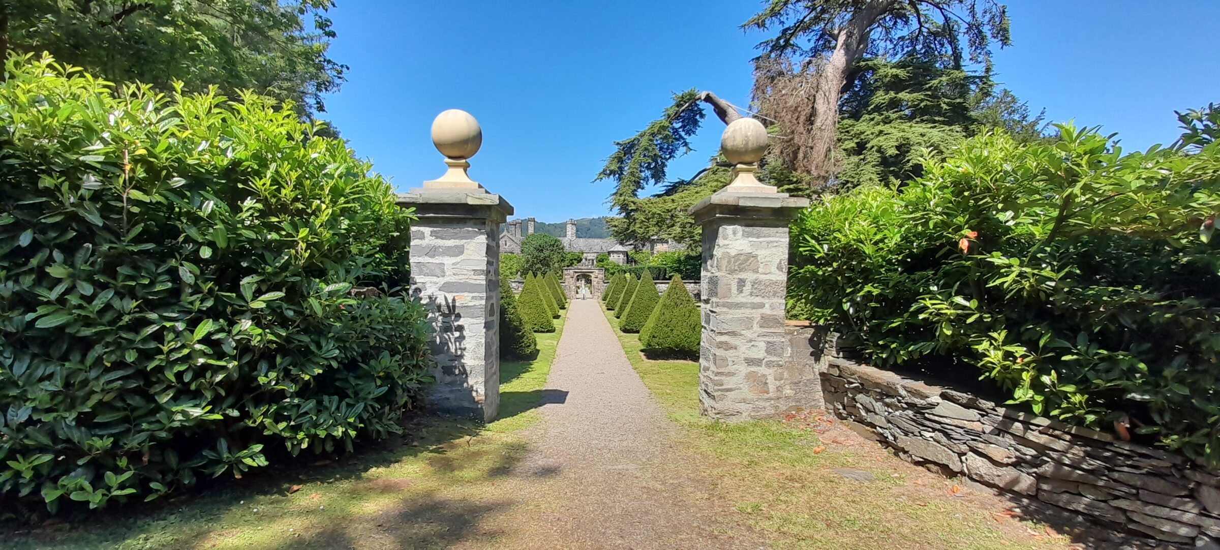 Gwydir Castle - threshold