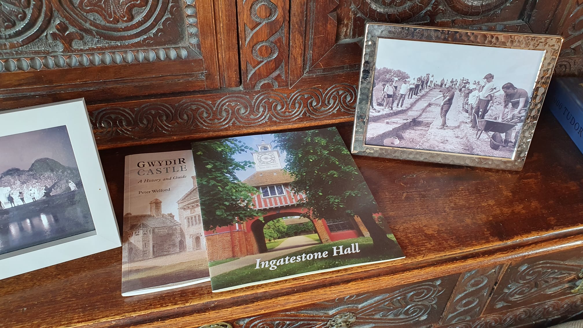 Byrga Geniht Explores the Feretory and Celestial Events at Soulton Hall