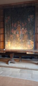 Haddon Hall is famous for its magnificent 15th-century French Millefleurs (thousand flowers) tapestry hanging in the Banqueting Hall, which was reputedly presented to Sir Henry Vernon by King Henry VIII